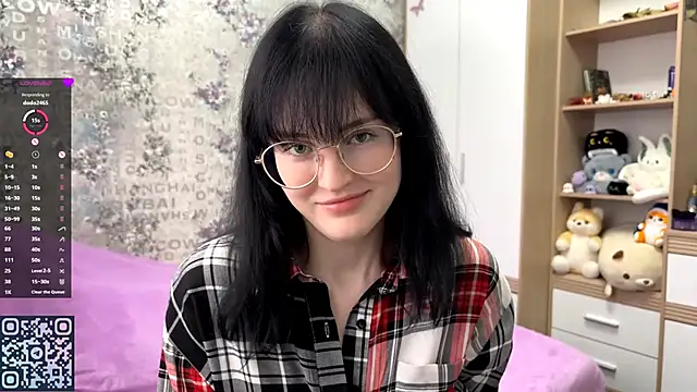 Snapshot of FakeLamb chatting on September 27, 12:10 pm FakeLamb online show from September 27, 12:10 pm