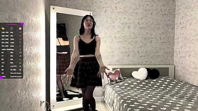 Snapshot of FakeLamb chatting on October 11, 9:02 pm FakeLamb online show from October 11, 9:02 pm