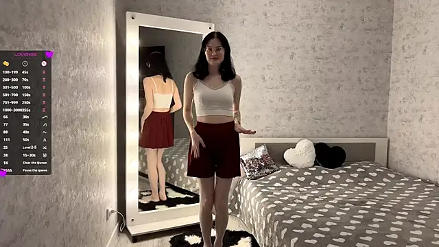 Snapshot of FakeLamb chatting on October 18, 9:04 pm FakeLamb online show from October 18, 9:04 pm