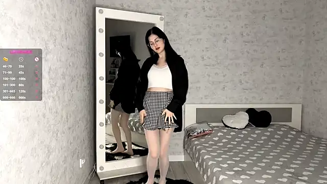 Snapshot of FakeLamb chatting on November 21, 9:02 pm FakeLamb online show from November 21, 9:02 pm