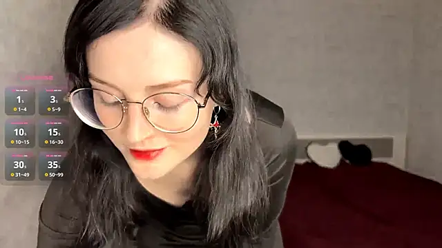 Snapshot of FakeLamb chatting on November 30, 9:08 pm FakeLamb online show from November 30, 9:08 pm