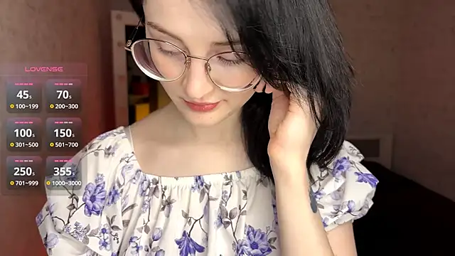 Snapshot of FakeLamb chatting on February 22, 9:13 pm FakeLamb online show from February 22, 9:13 pm