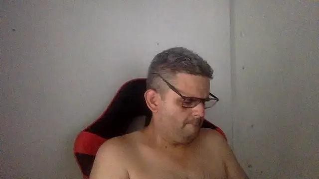Snapshot of Katracho6969 chatting on July 10, 6:10 pm Katracho6969 online show from July 10, 6:10 pm