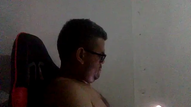 Snapshot of Katracho6969 chatting on July 13, 5:21 am Katracho6969 online show from July 13, 5:21 am