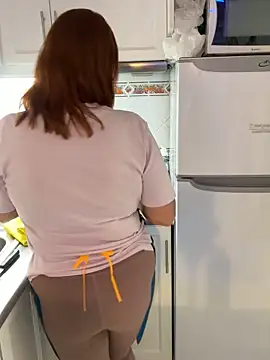 IrishmilfAnna online show from October 8, 3:42 pm