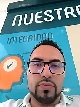 Snapshot of Jharicio-89 chatting on September 22, 6:43 pm Jharicio-89 online show from September 22, 6:43 pm