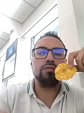 Snapshot of Jharicio-89 chatting on September 24, 6:55 pm Jharicio-89 online show from September 24, 6:55 pm