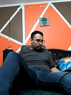 Snapshot of Jharicio-89 chatting on October 8, 4:32 am Jharicio-89 online show from October 8, 4:32 am