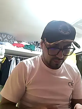 Snapshot of Jharicio-89 chatting on November 3, 4:03 am Jharicio-89 online show from November 3, 4:03 am