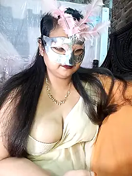 Tanisha-Chy online show from November 18, 6:01 pm