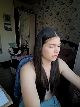 Albi Glow online show from September 17, 11:01 am