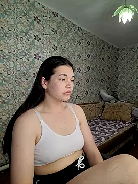 Albi Glow online show from September 28, 7:47 am