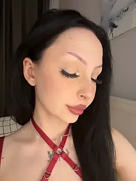 Lina Thornton  online show from May 13, 6:49 pm