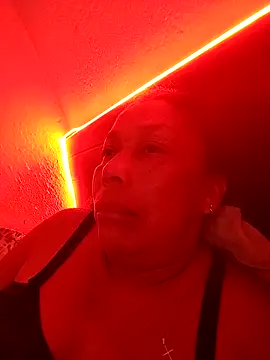 Naomi-Mature online show from March 20, 8:19 am