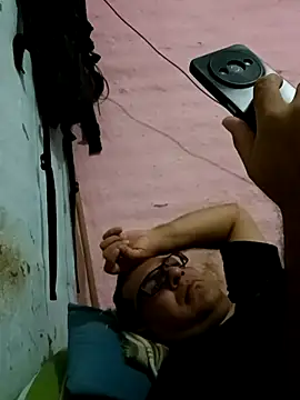 Snapshot of voyerista50 chatting on September 24, 2:04 am voyerista50 online show from September 24, 2:04 am