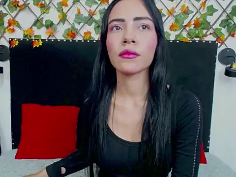 Snapshot of valerythompsonper chatting on January 11, 3:22 am valerythompsonper online show from January 11, 3:22 am