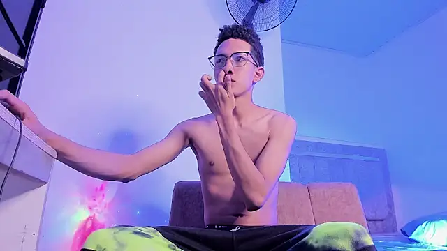 Cj davis  online show from September 15, 3:56 pm