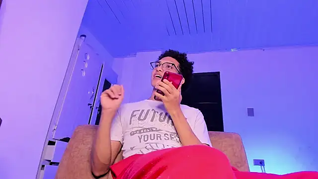 Cj davis  online show from April 7, 2:23 am