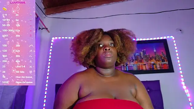 ebony NeighborMoans online show from April 9, 6:24 pm