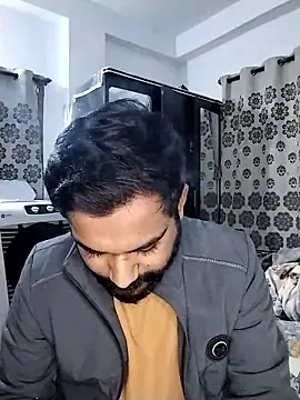 avi007p online show from January 11, 9:53 pm