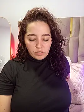 LoanaSantos online show from November 21, 10:19 pm