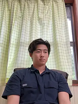 Snapshot of shoma2003 chatting on June 8, 8:26 am shoma2003 online show from June 8, 8:26 am