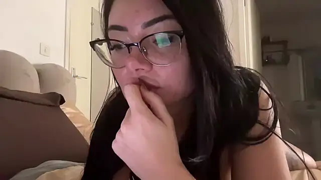 Snapshot of niiikita3 chatting on November 19, 9:26 pm niiikita3 online show from November 19, 9:26 pm