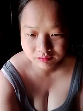 Snapshot of girl-babi chatting on July 9, 2:59 am girl-babi online show from July 9, 2:59 am