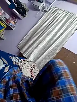 maddy3108 online show from April 19, 8:24 am