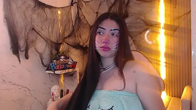 Snapshot of Sophia_tf chatting on October 16, 1:34 pm Sophia tf online show from October 16, 1:34 pm