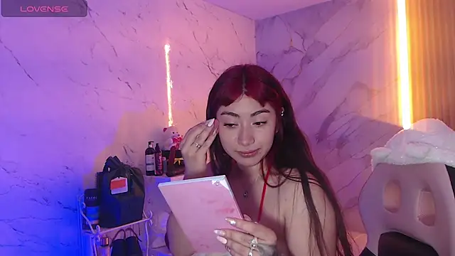 Snapshot of Sophia_tf chatting on November 24, 1:11 pm Sophia tf online show from November 24, 1:11 pm