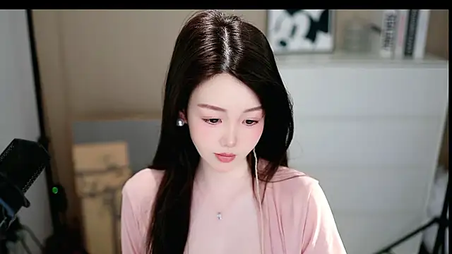 Snapshot of abbyli12 chatting on March 16, 4:11 pm abbyli12 online show from March 16, 4:11 pm