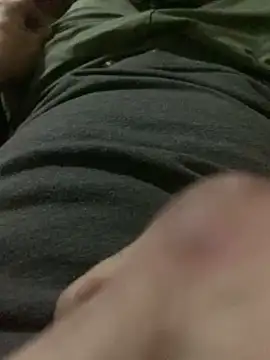 Snapshot of Allinside666 chatting on March 18, 7:44 am Allinside666 online show from March 18, 7:44 am