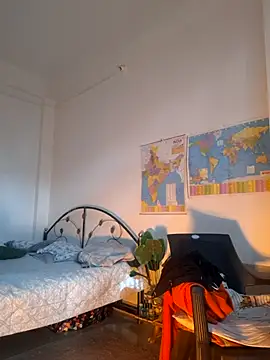 TheLonewolf8 online show from February 11, 7:24 am