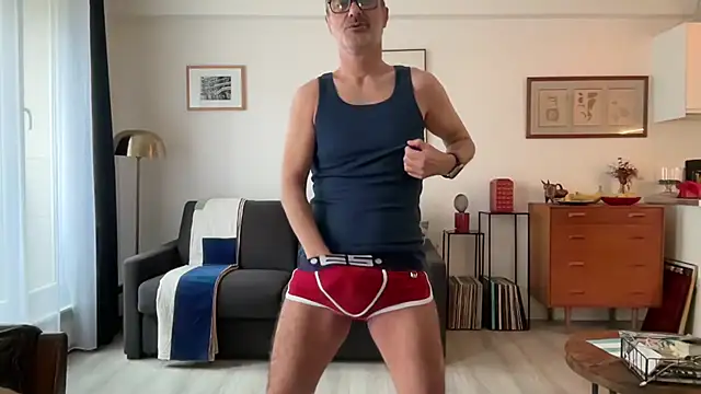 Milkywaymen online show from May 19, 12:00 pm