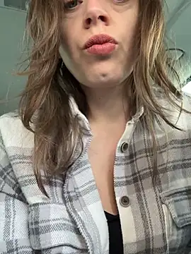 ladywithbigass online show from April 20, 4:48 am