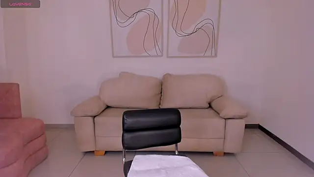 BonnyRose online show from September 25, 7:50 pm