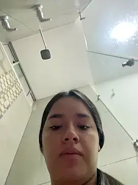 Snapshot of Luciaparker03 chatting on July 9, 12:20 pm Luciaparker03 online show from July 9, 12:20 pm