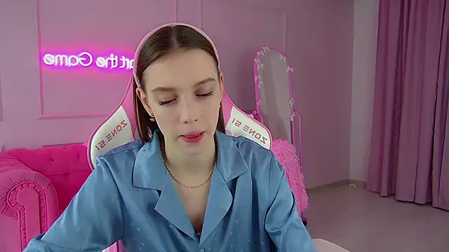 VeronicaVances online show from January 10, 6:09 pm