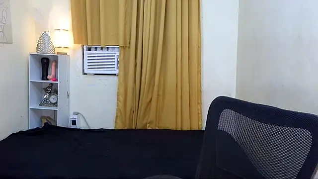 sassymimi69 online show from May 24, 2:55 pm