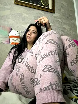 PrincessYYara online show from December 14, 7:40 pm