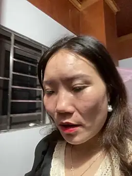 Snapshot of Pyy07 chatting on February 6, 1:47 pm Pyy07 online show from February 6, 1:47 pm