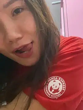 Snapshot of Pyy07 chatting on March 12, 12:55 pm Pyy07 online show from March 12, 12:55 pm