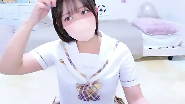 Hinata Sun online show from July 11, 12:30 pm