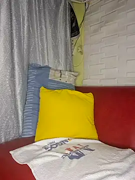 hotlyn45 online show from February 3, 7:57 am