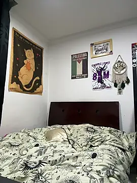 lunaasexxx0 online show from March 13, 1:23 am