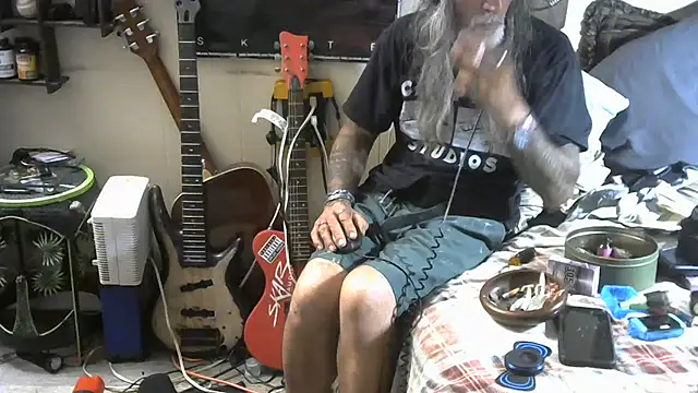 crassanova online show from July 29, 9:40 am