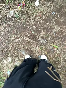 Snapshot of anhkiet_huang chatting on October 11, 9:19 am anhkiet huang online show from October 11, 9:19 am