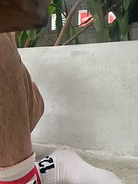 Snapshot of anhkiet_huang chatting on February 5, 5:23 am anhkiet huang online show from February 5, 5:23 am