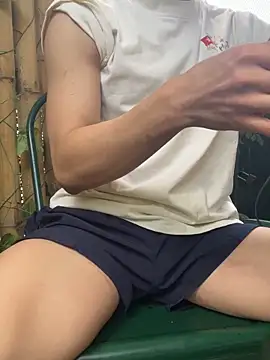 Snapshot of anhkiet_huang chatting on March 29, 3:06 am anhkiet huang online show from March 29, 3:06 am